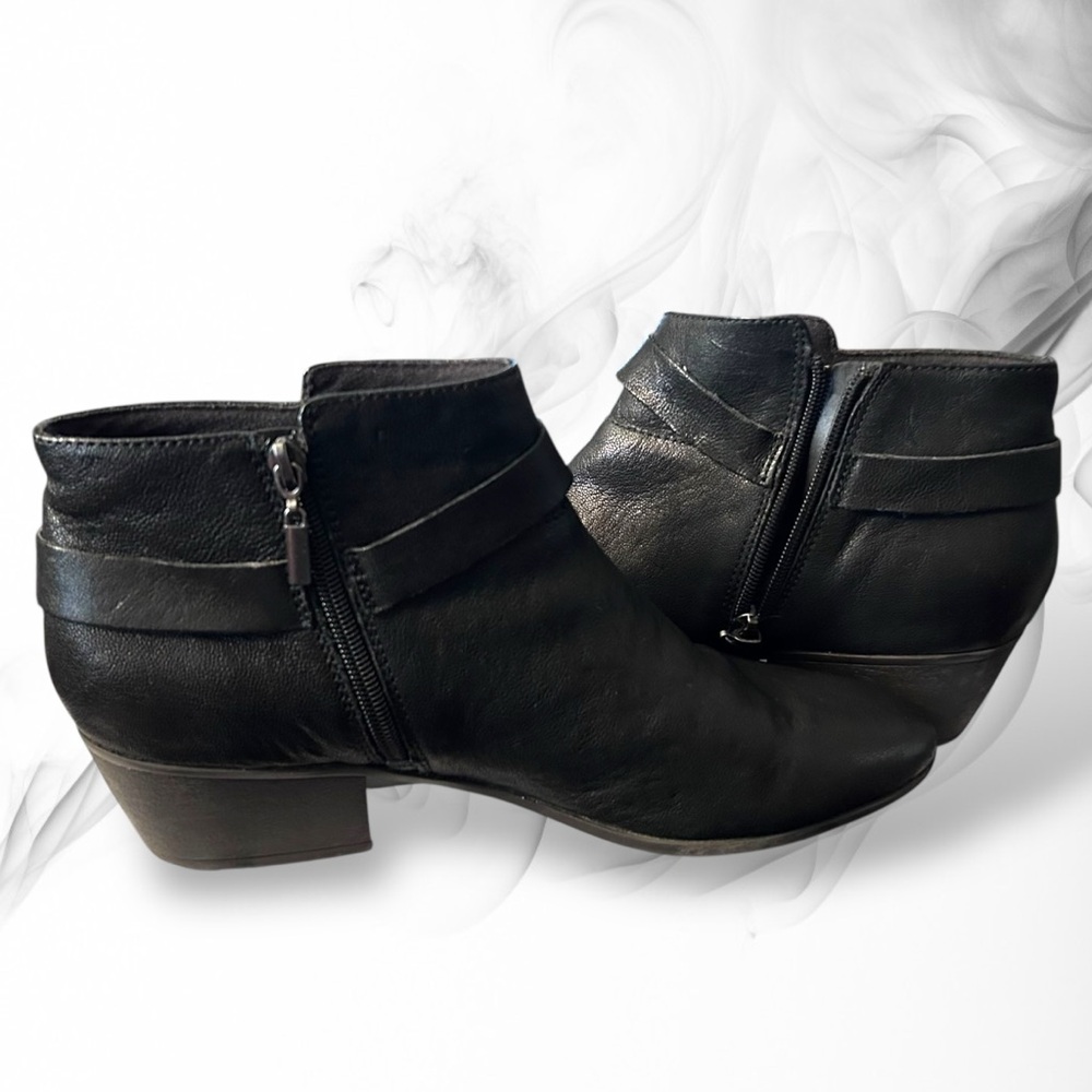 Clarks Boylan Dawn Leather Block Heel Comfort Fall Ankle Boot Black 11 - Picture 2 of 9